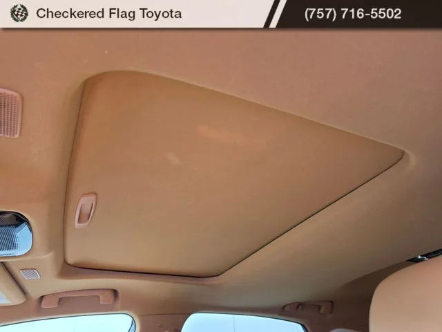 Used 2025 Eminent White Pearl Lexus 350 Premium image 18