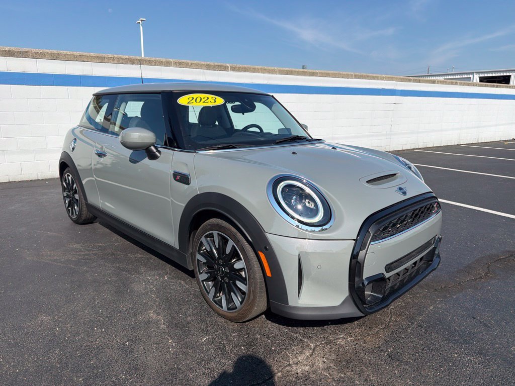 Used 2023 Gray Metallic MINI  image 7