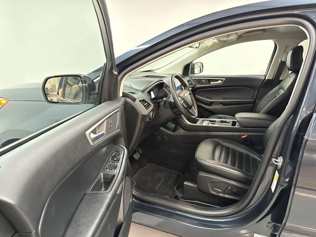 Used 2023 Blue Metallic Ford SEL image 13