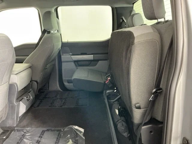 Used 2024  Ford XLT image 27