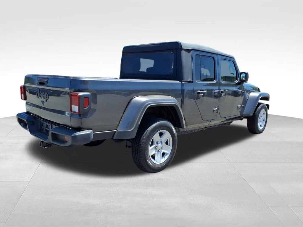 Used 2021 Crystal Metallic Jeep Sport image 28
