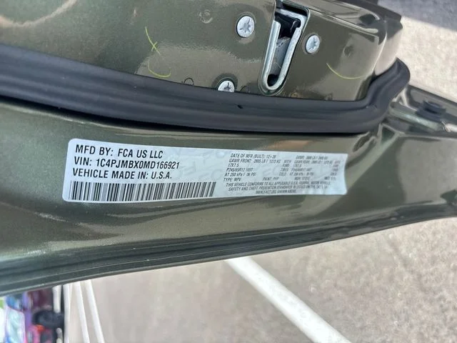 Used 2021 Green Jeep Trailhawk image 36