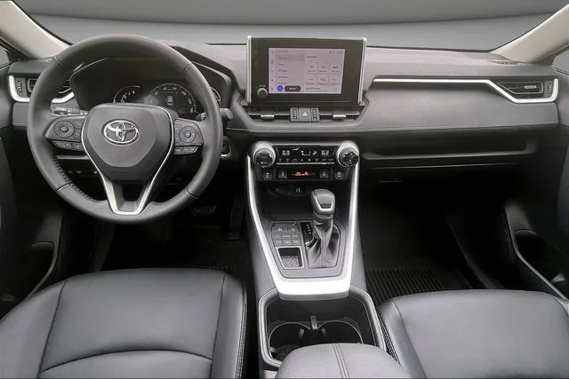 Used 2025 Midnight Black Metallic Toyota XLE Premium image 7