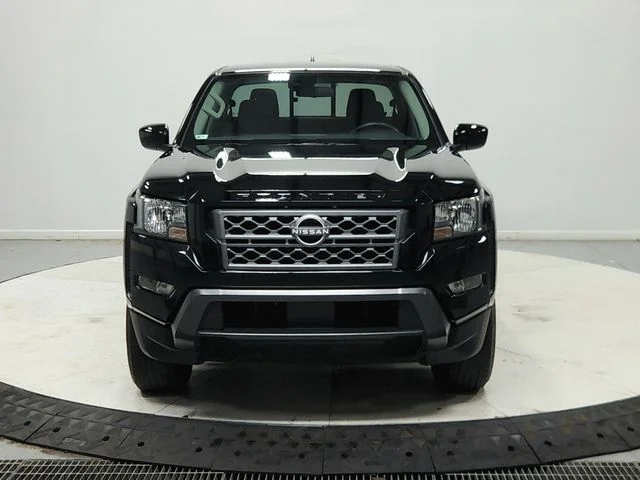 Used 2022 Black Nissan SV image 3