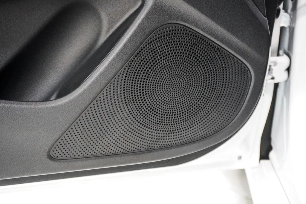 Used 2023 White Genesis 3.3T image 24