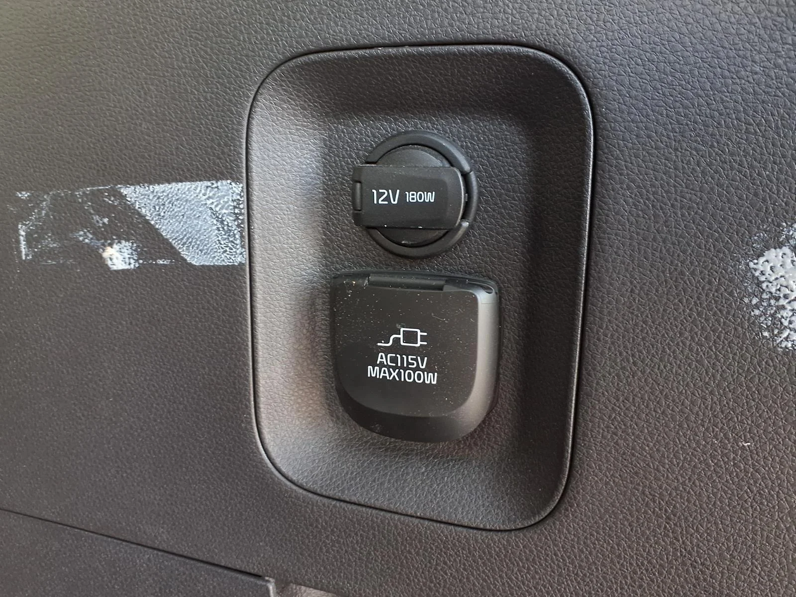 Used 2025 Ceramic Silver Kia SX Prestige image 31