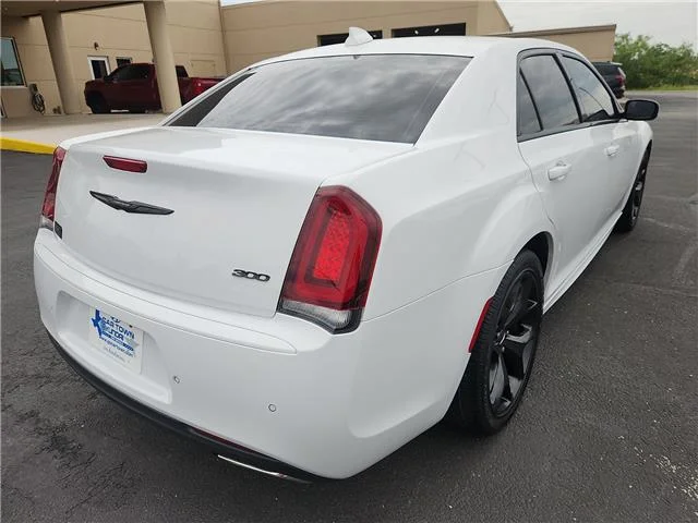 Used 2022 Bright White Clearcoat Chrysler Touring L Rear-Wheel Drive image 3