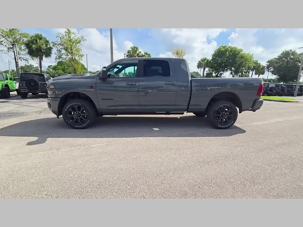 New 2026 Ceramic Gray Clear-Coat Exterior Paint RAM Laramie image 35