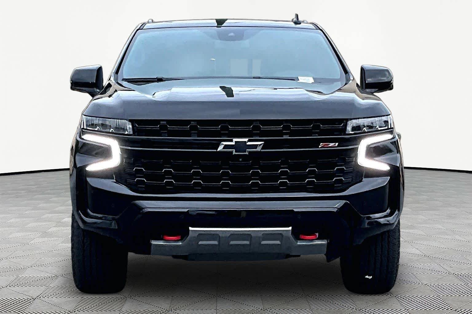 Used 2023 Black Chevrolet Z71 image 7