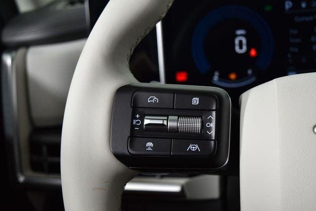 New 2027 White Hyundai SE AWD image 64