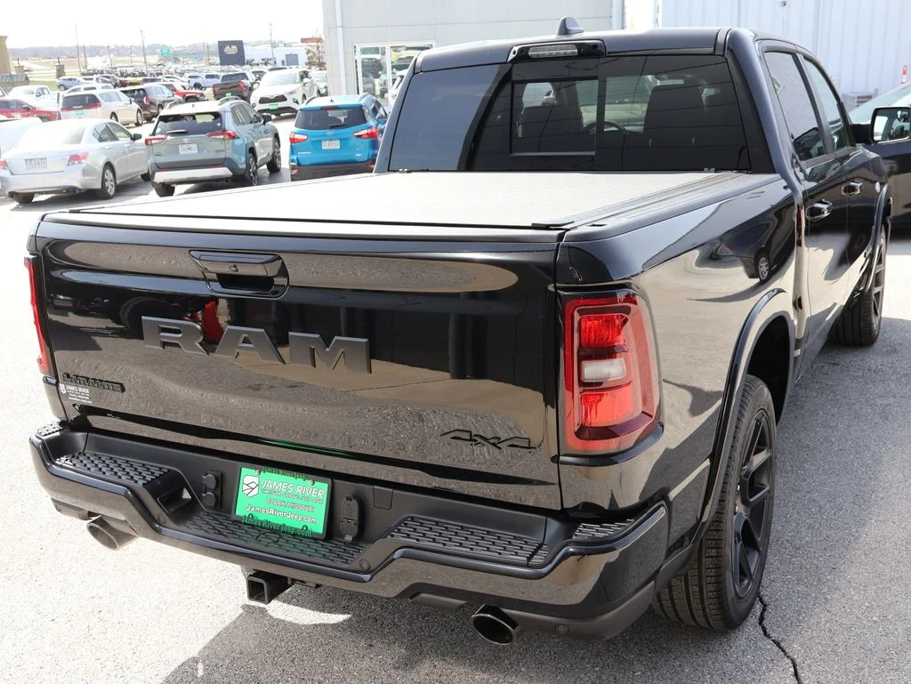 New 2026 Diamond Black Crystal Pearl-Coat Exterior Paint RAM Laramie image 5