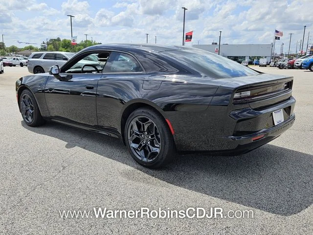 2025 Dodge Charger Daytona R/T - Photo 6