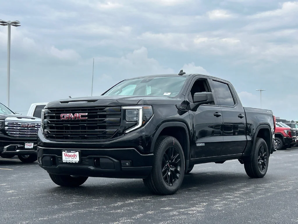 2026 GMC Sierra 1500 Elevation - Photo 2
