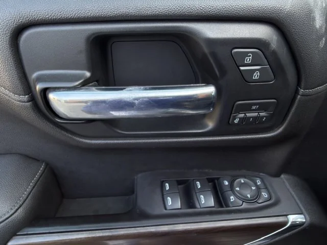 Used 2019 SATIN STEEL METALLIC GMC SLT image 28