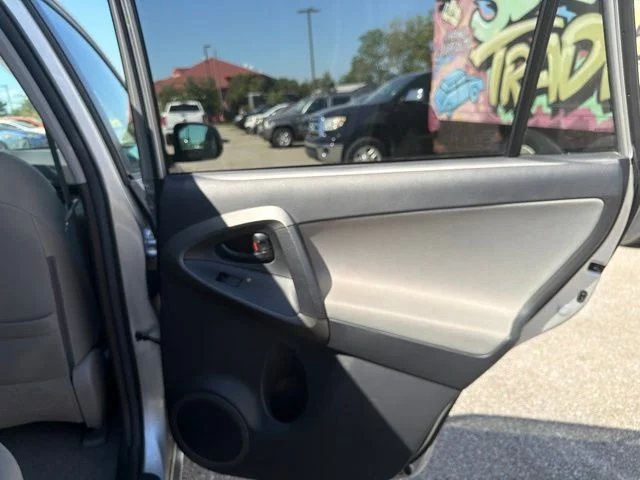 Used 2010 Silver Toyota Base image 26