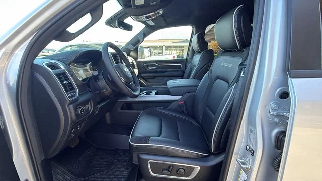 2026 RAM 1500 Laramie - Photo 33