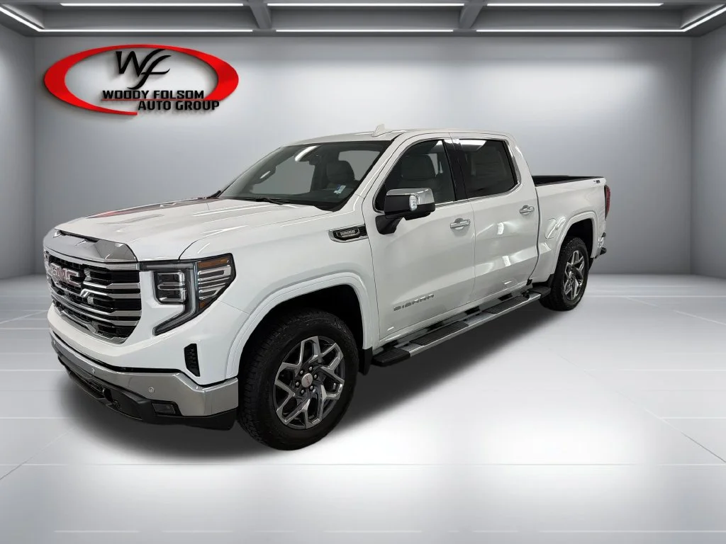 New 2026 Summit White GMC SLT image 3