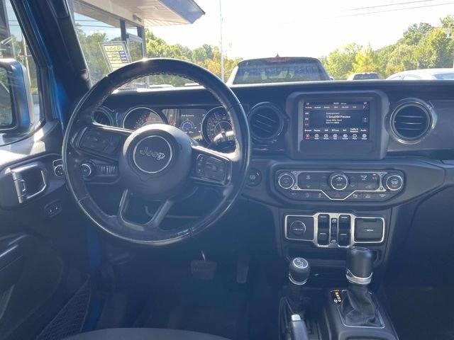 Used 2021 Blue Pearl Jeep Unlimited Sport Altitude image 16