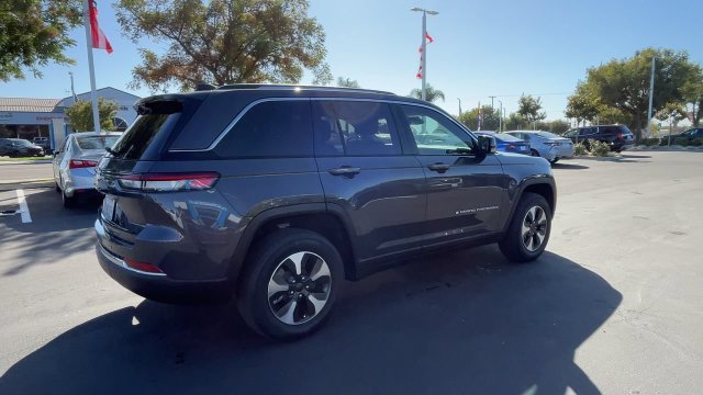 Used 2023 Gray Jeep BASE image 7