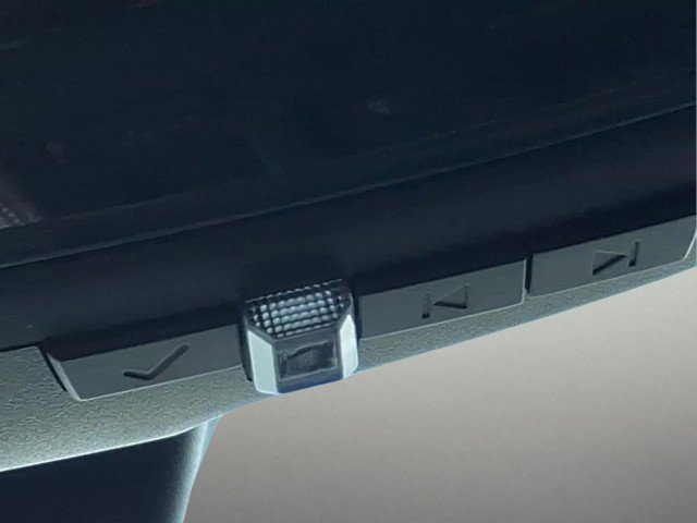 Used 2020 Carbon Black Metallic GMC AT4 image 25