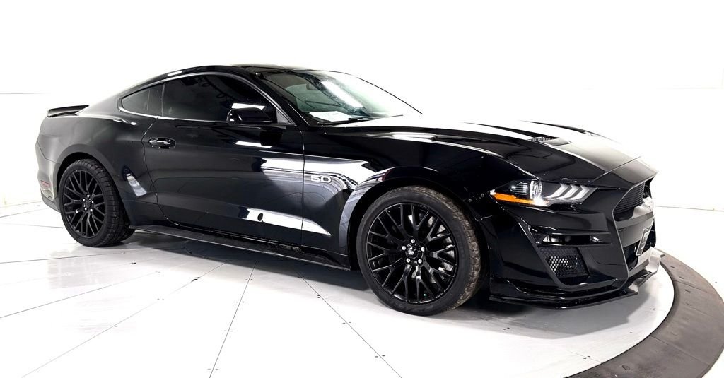 2018 Ford Mustang GT Coupe's photo