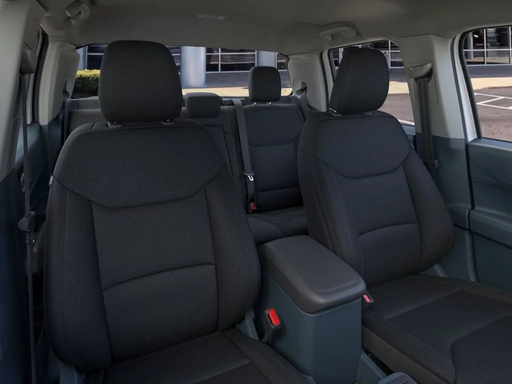 New 2026 Space White Metallic Ford XLT image 10