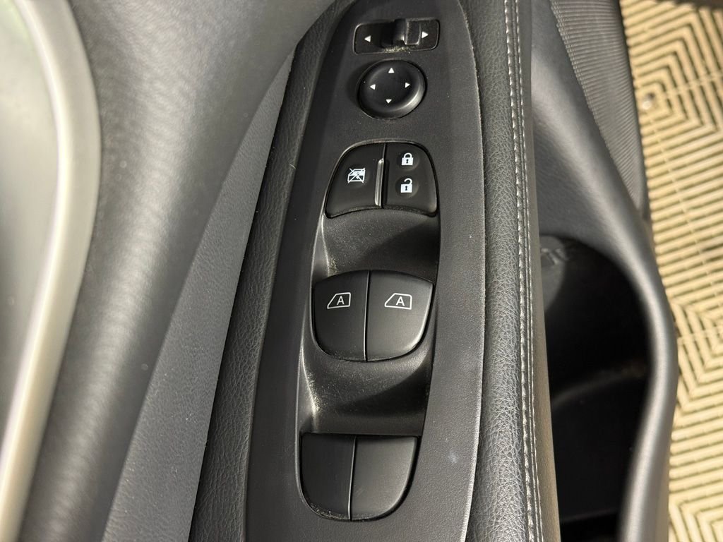 2019 Nissan Pathfinder SV - Photo 34