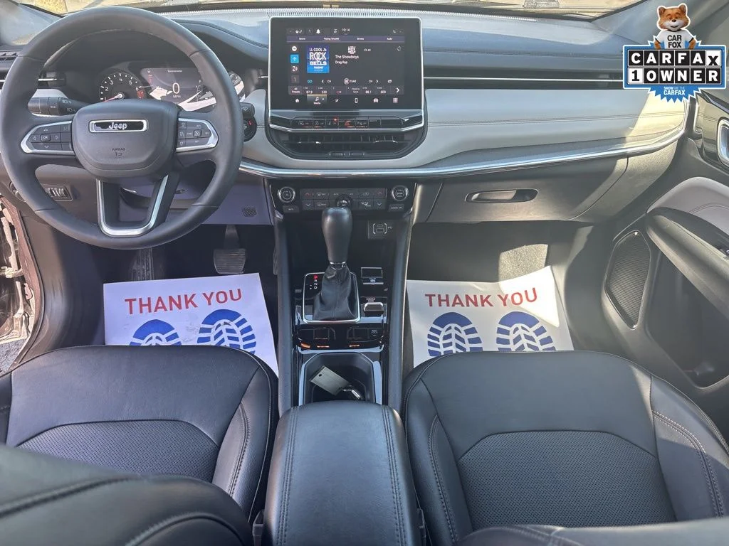 Used 2023 Gray Jeep Limited image 31