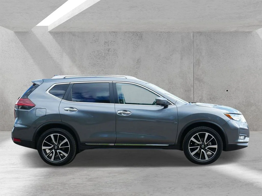 Used 2018 Nissan Rogue SL with VIN JN8AT2MV0JW354276 for sale in White Bear Lake, Minnesota