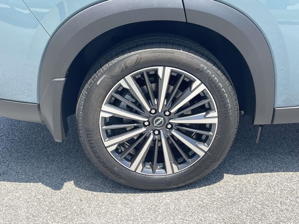 New 2026 Baltic Teal Pearl Nissan Platinum image 7
