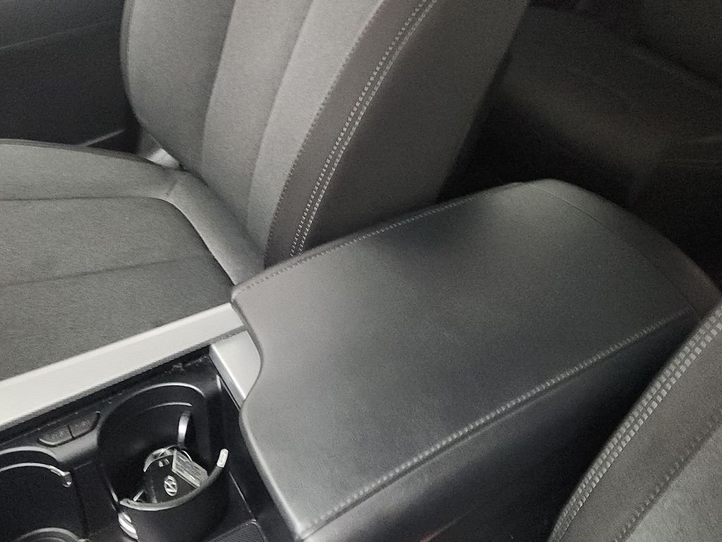 Used 2020 White Hyundai SEL image 24