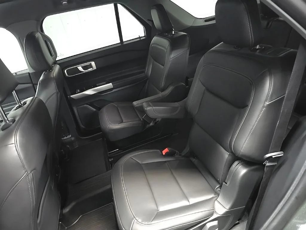 Used 2024 Green Metallic Ford XLT image 37