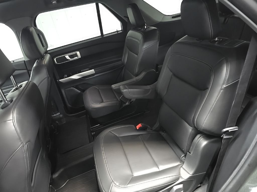 Used 2024 Green Metallic Ford XLT image 37