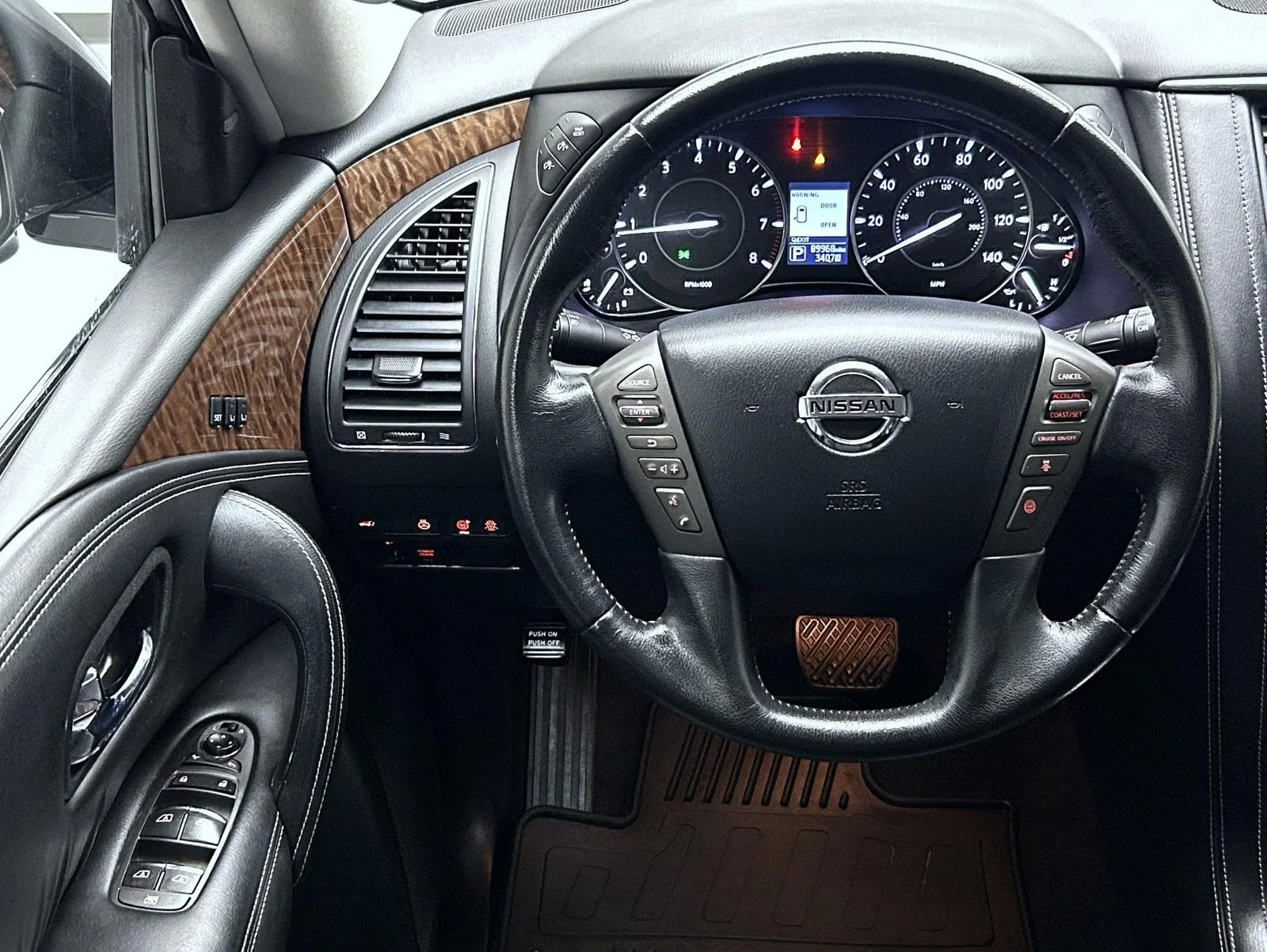 Used 2019 Gray Nissan Platinum image 12