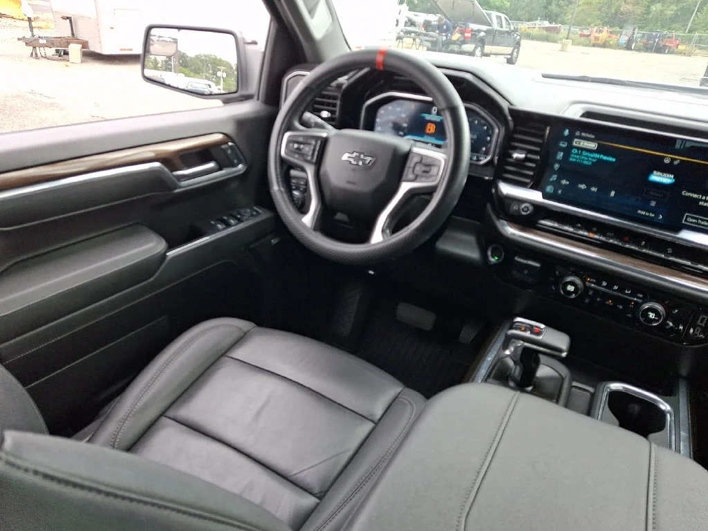 Used 2024 White Chevrolet RST image 15