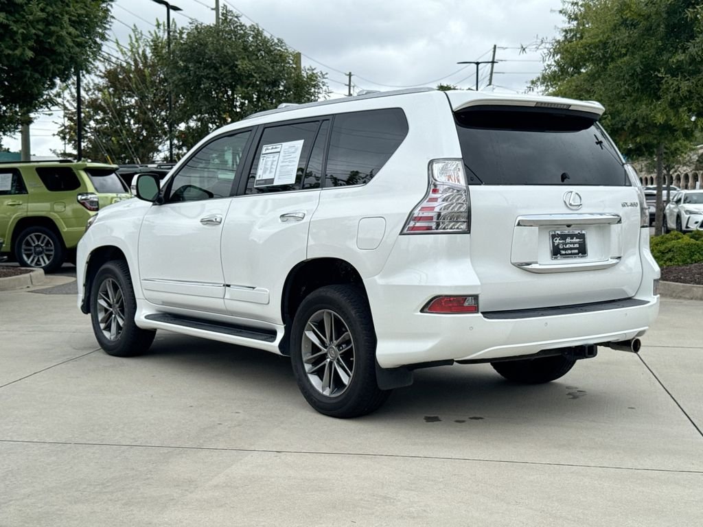 Used 2018  Lexus 460 image 6