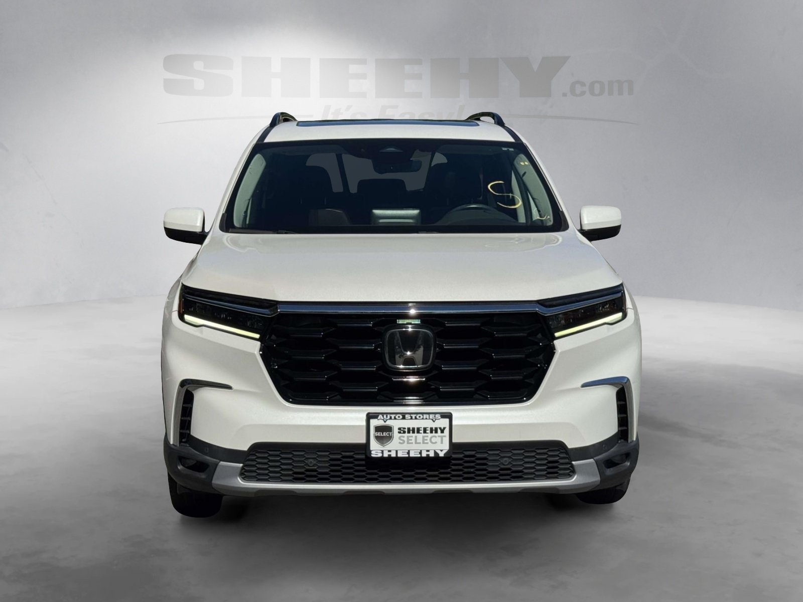 Used 2023 Silver Honda Touring image 16