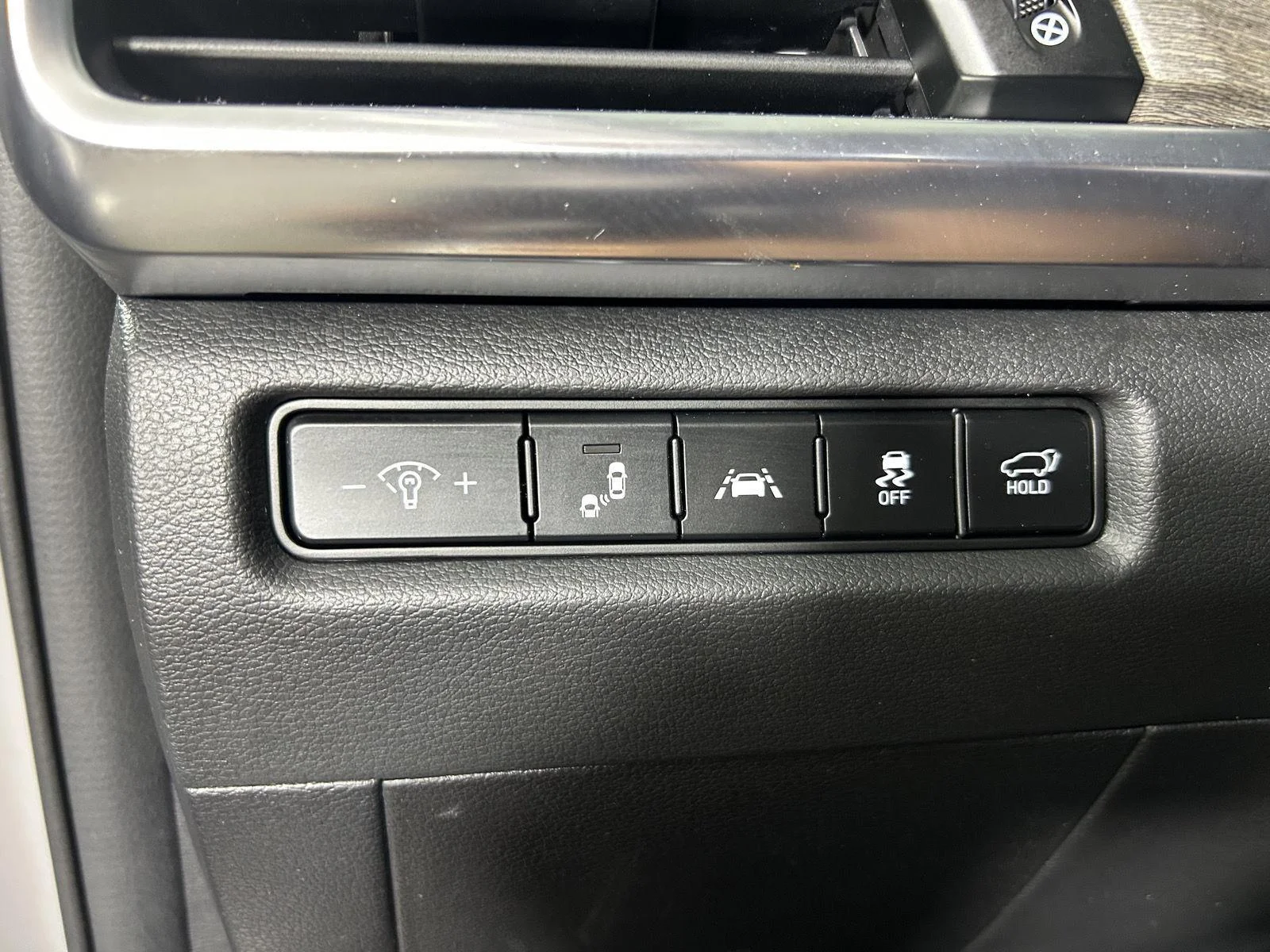 Used 2022 White Pearl Kia EX image 20