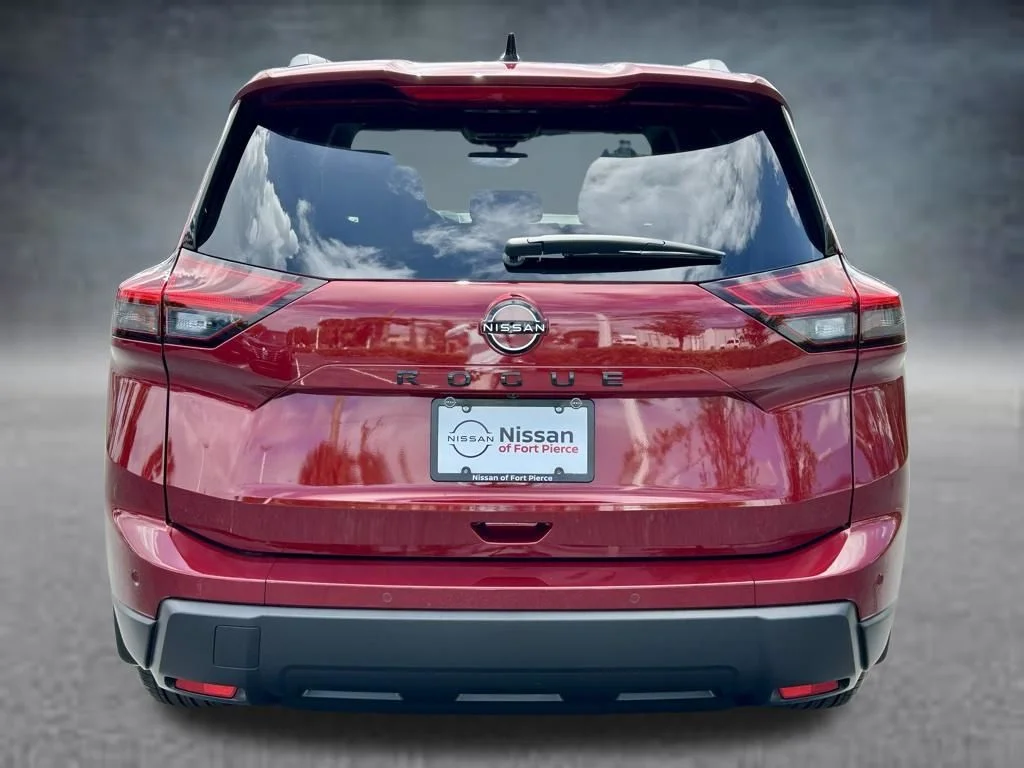 Used 2026 Scarlet Ember Nissan Dark Armor image 7