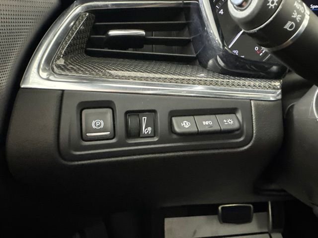 Used 2021 White Cadillac Sport image 20
