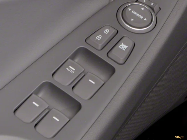 Used 2013 Iridescent Silver Blue Pearl Mica Hyundai GLS image 14