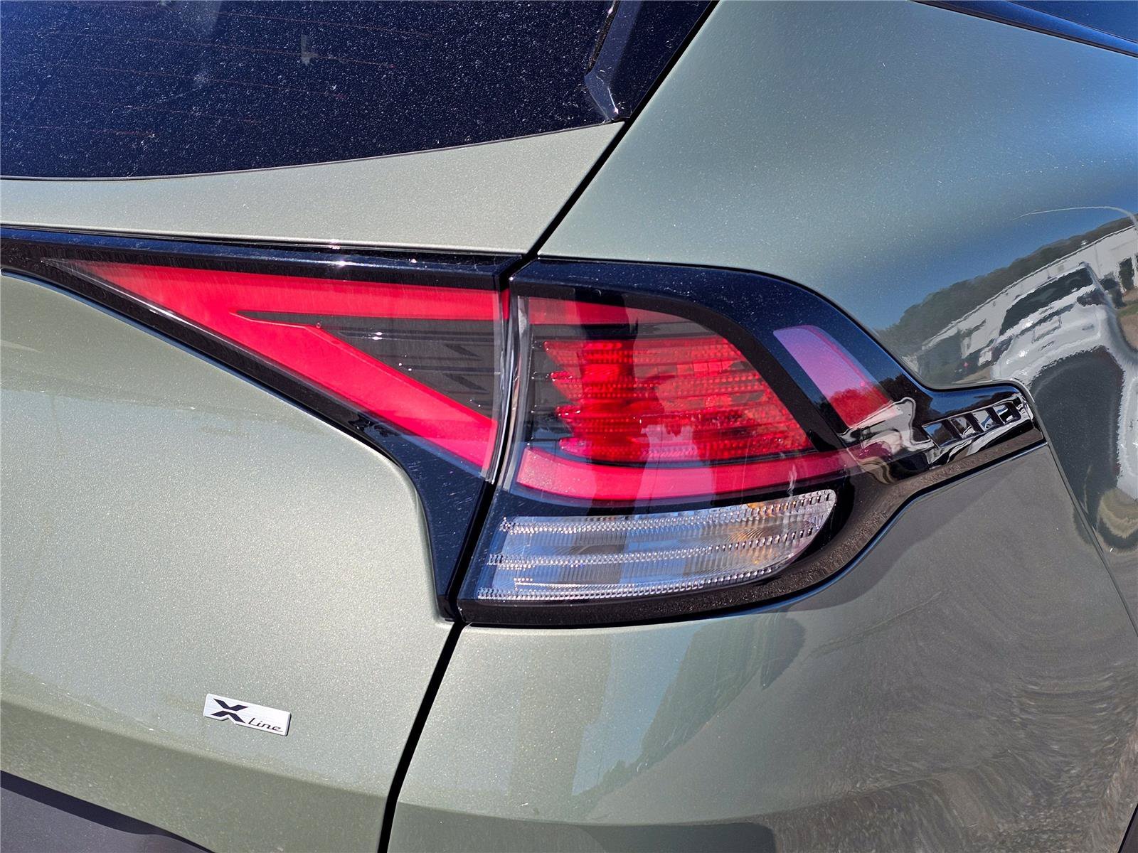 Used 2023 Jungle Green Kia X-Line image 9