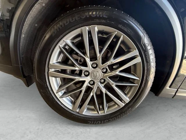 Used 2024  Acura Advance image 23