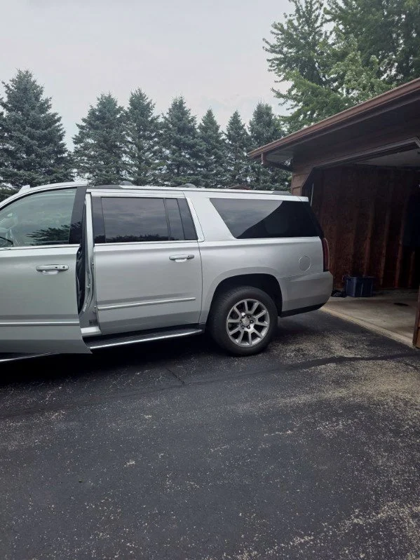 Used 2019 Silver GMC Denali image 10