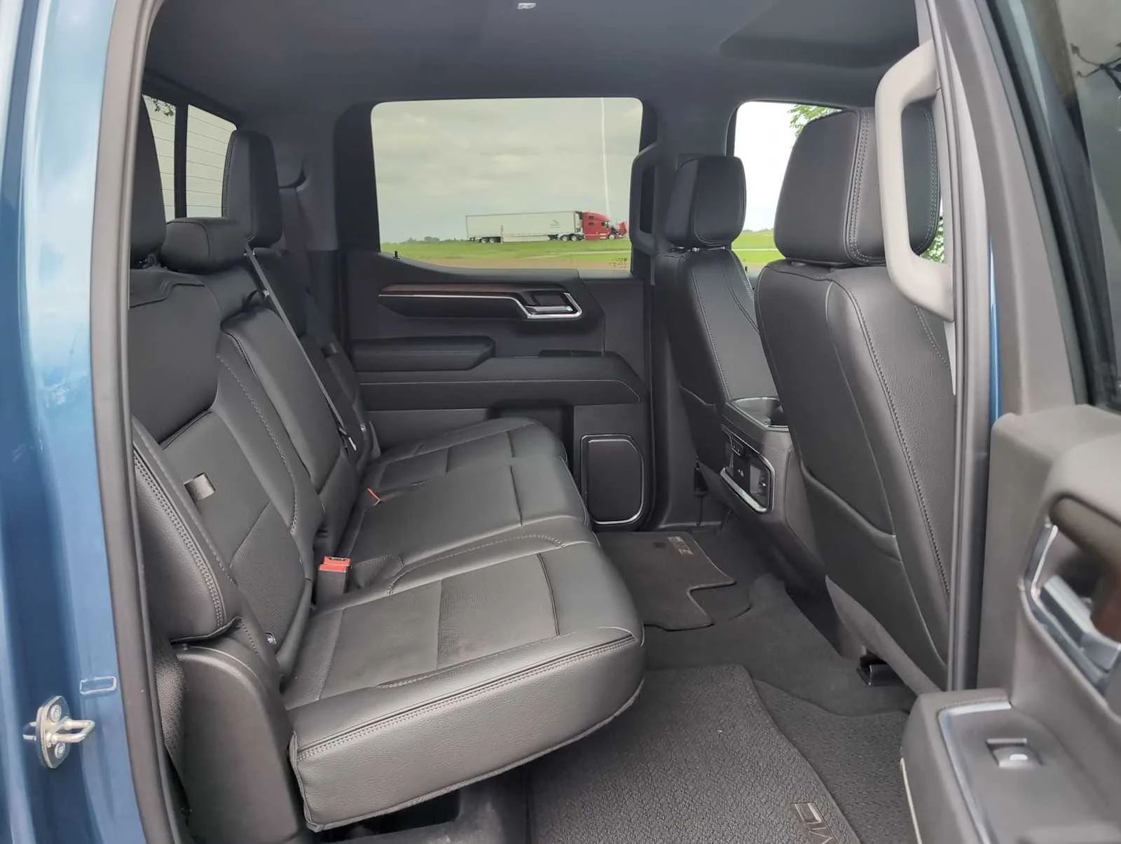 2024 GMC Sierra 1500 Denali Denali - Photo 29