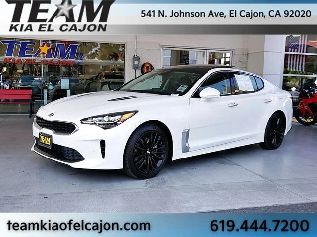 Certified Used 2018 White Kia Premium image 5