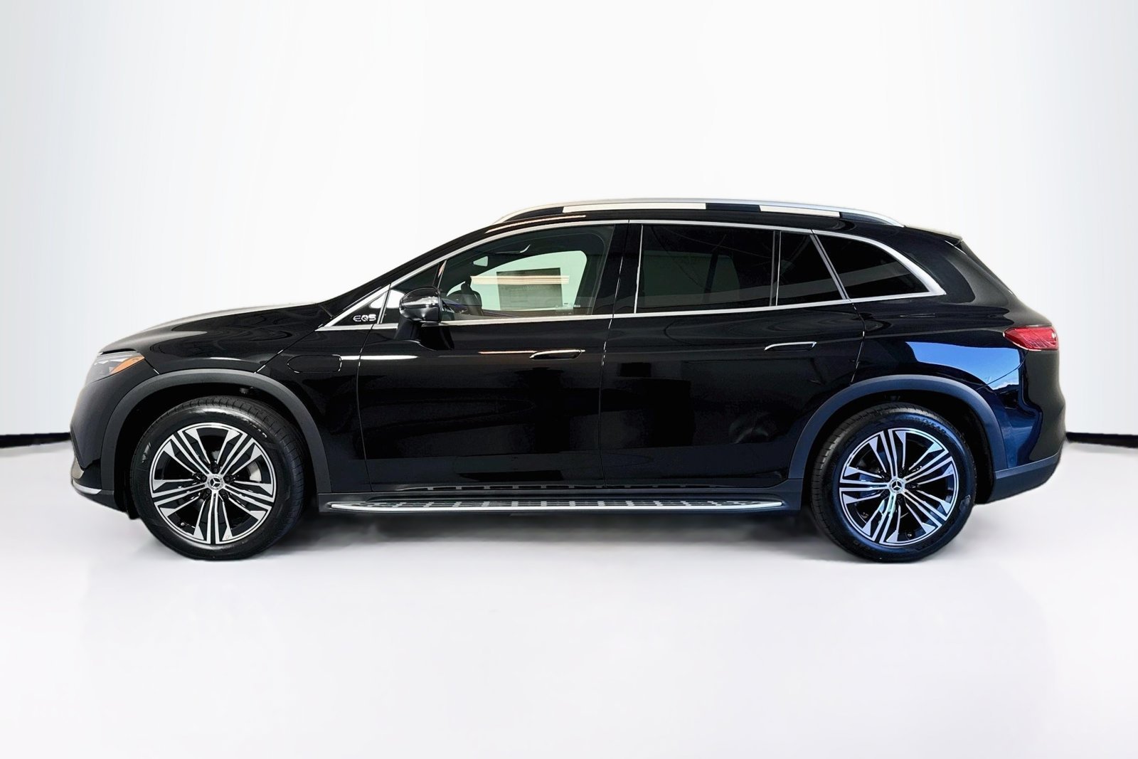 New 2026 Obsidian Black Metallic Mercedes-Benz EQS 400 image 8