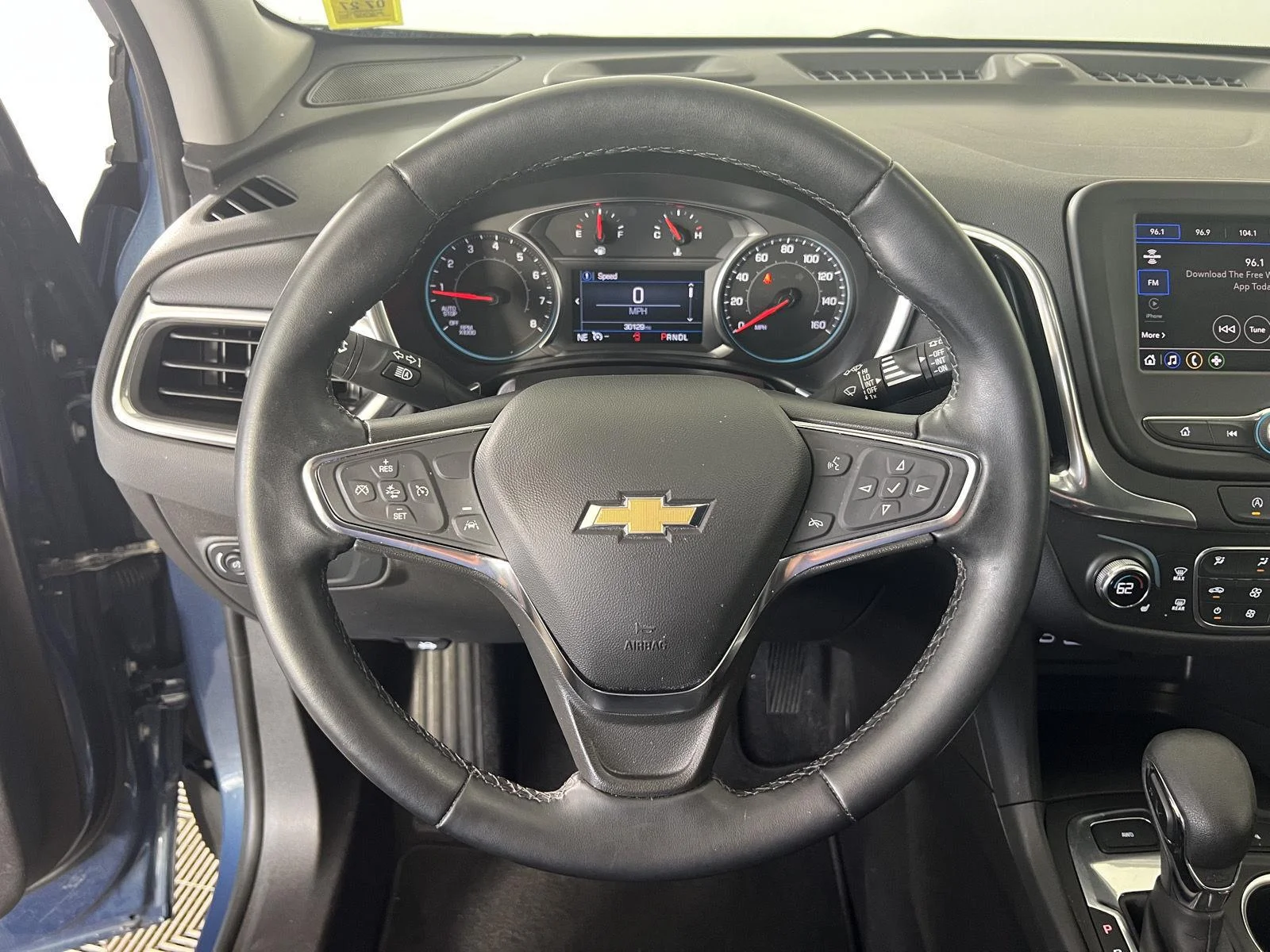 Used 2024 Lakeshore Blue Metallic Chevrolet LT image 8