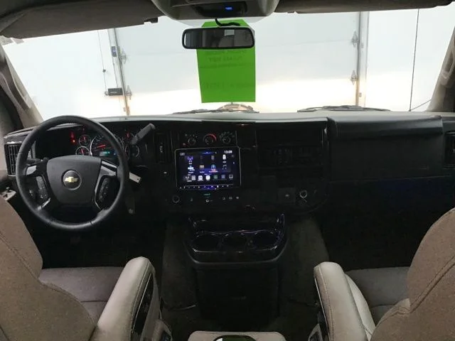 Used 2023 Red Chevrolet Explorer Limited SE image 2