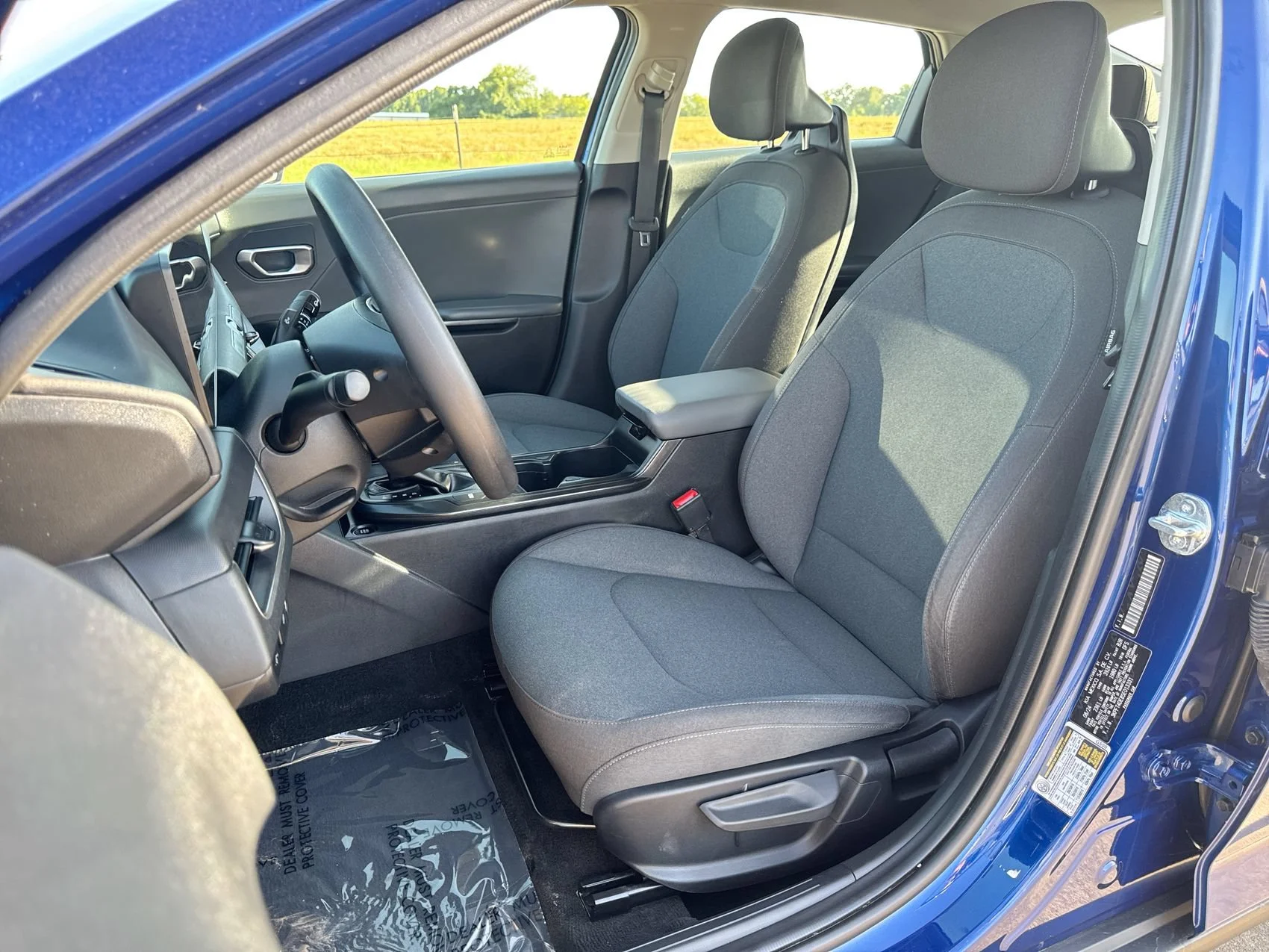 Used 2025 Deep Sea Blue Kia LXS image 11